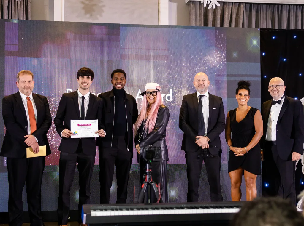 The team accept their award