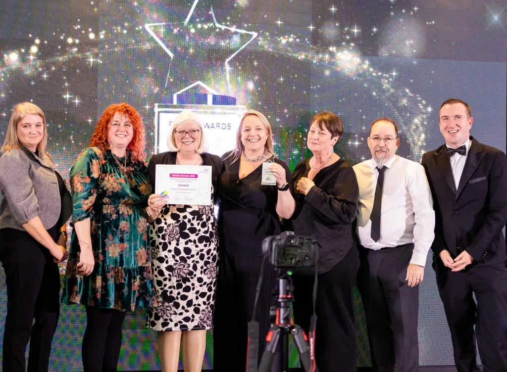 The team accept their award